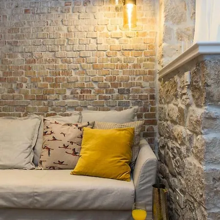 Historical House Few Meters From The * Kastela